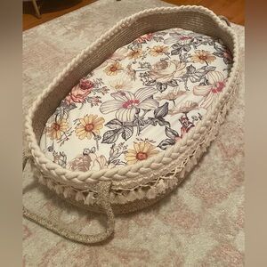 Baby changing Moses basket